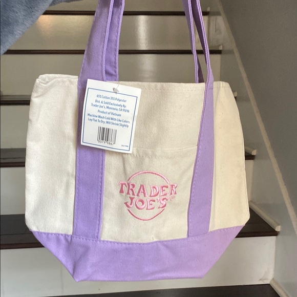 🍑 Bolsa Reutilizable Trader Joe's – Melocotón Pastel, Aislada, Tamaño L/XL – Plegable, Impermeable, 8 Galones